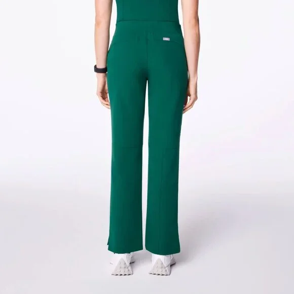 FIGS Women’s Kade Cargo Scrub Straight Leg Pants, Hunter Green (PO# 1700), L - Picture 5 of 11